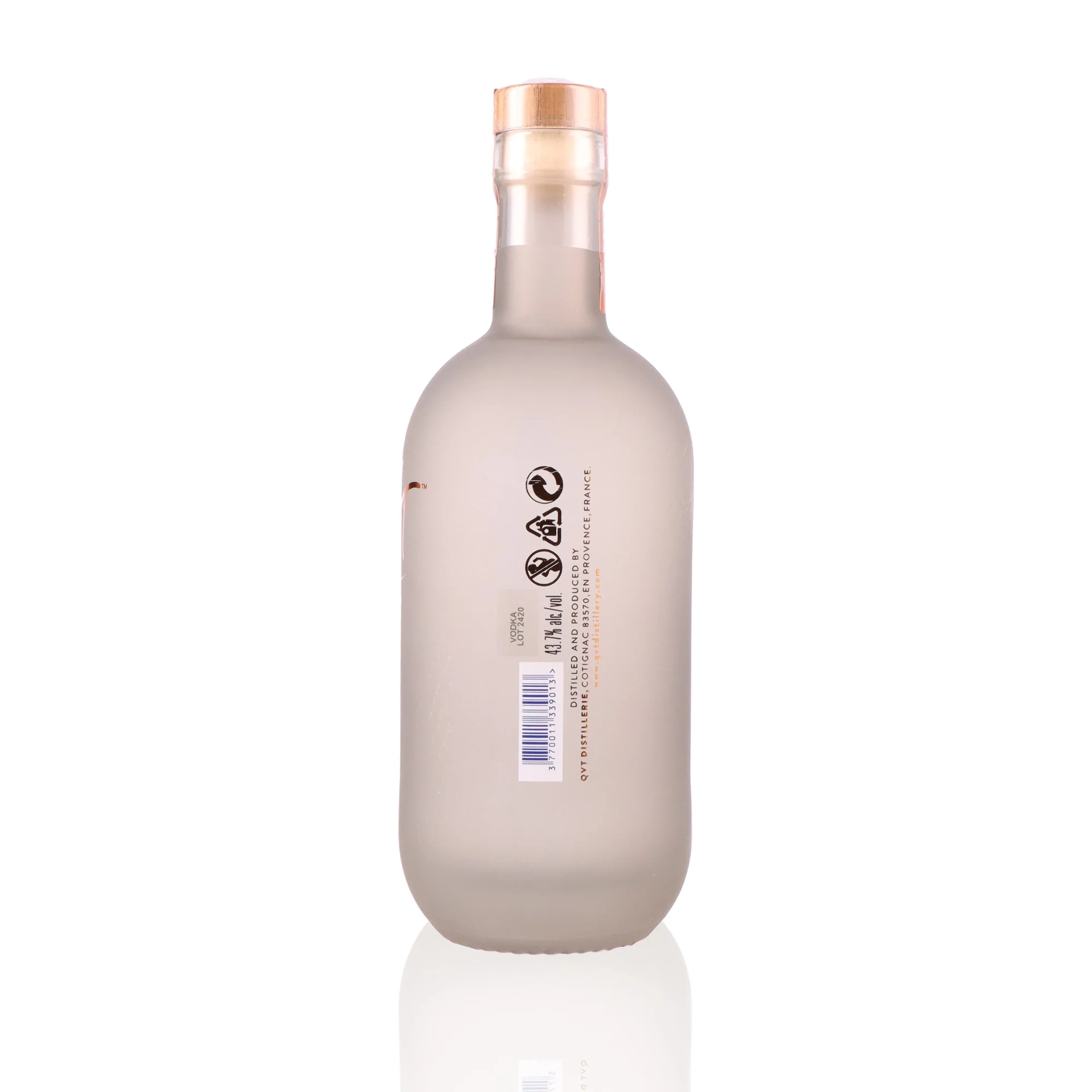 QVT - Signature Vodka - 43,7% - Image 2